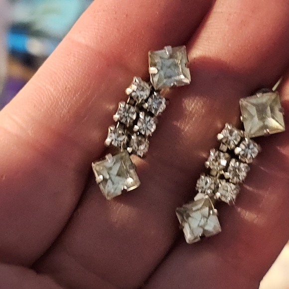 Vintage crystal screw back earrings (stamped) - Picture 1 of 4